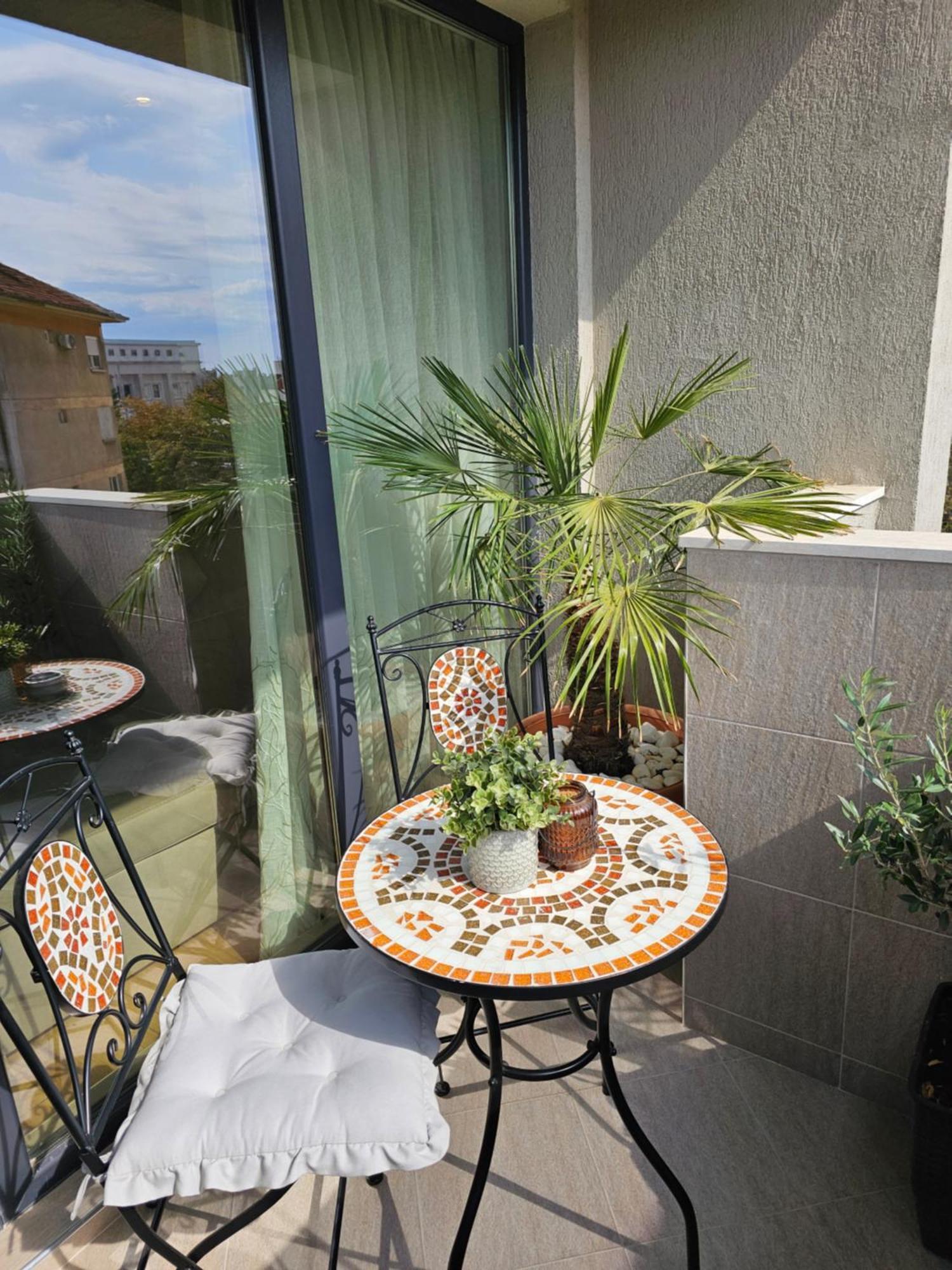 Vazov Apartment Kazanlŭk Exteriör bild